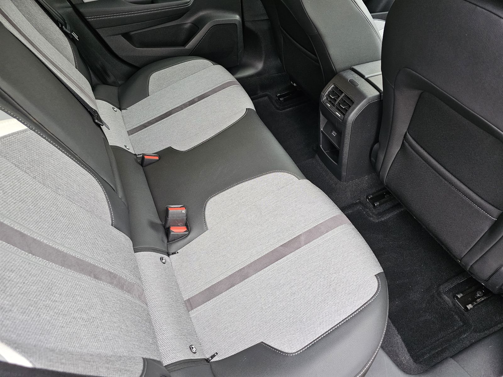 Opel Astra L 5