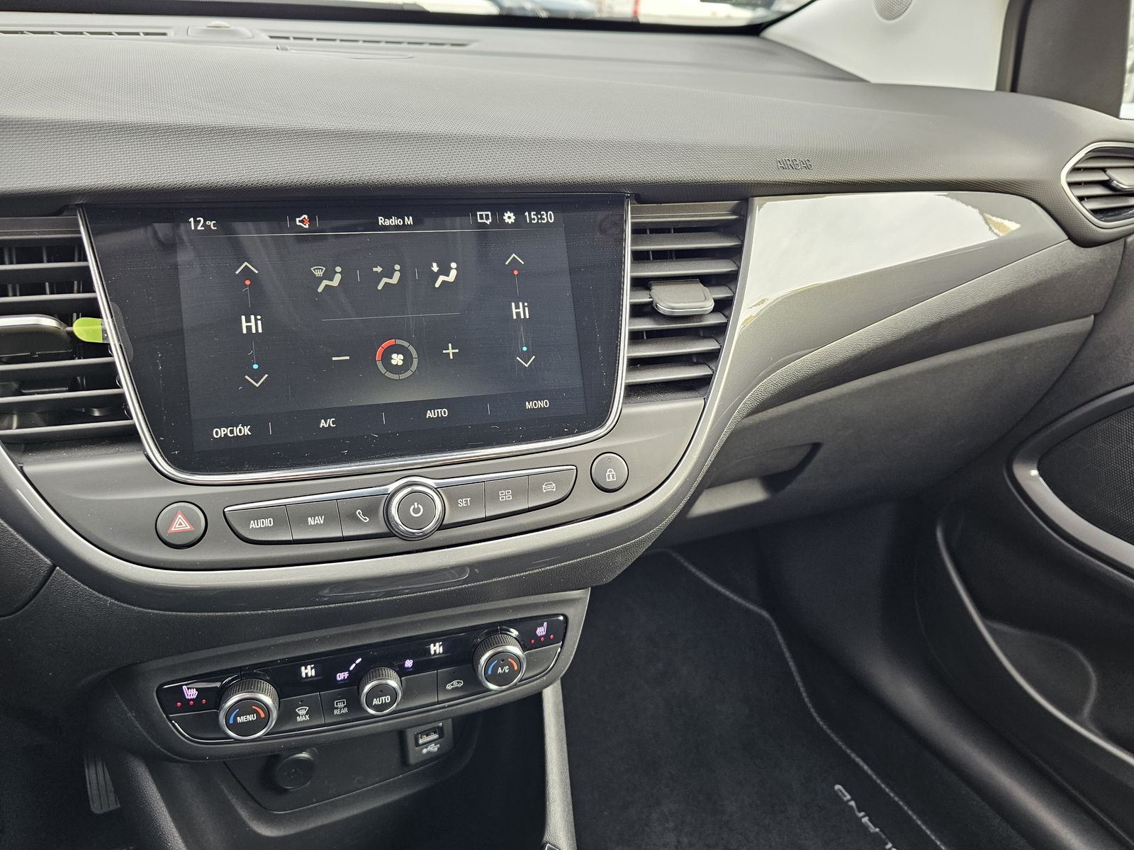 Opel Crossland 6
